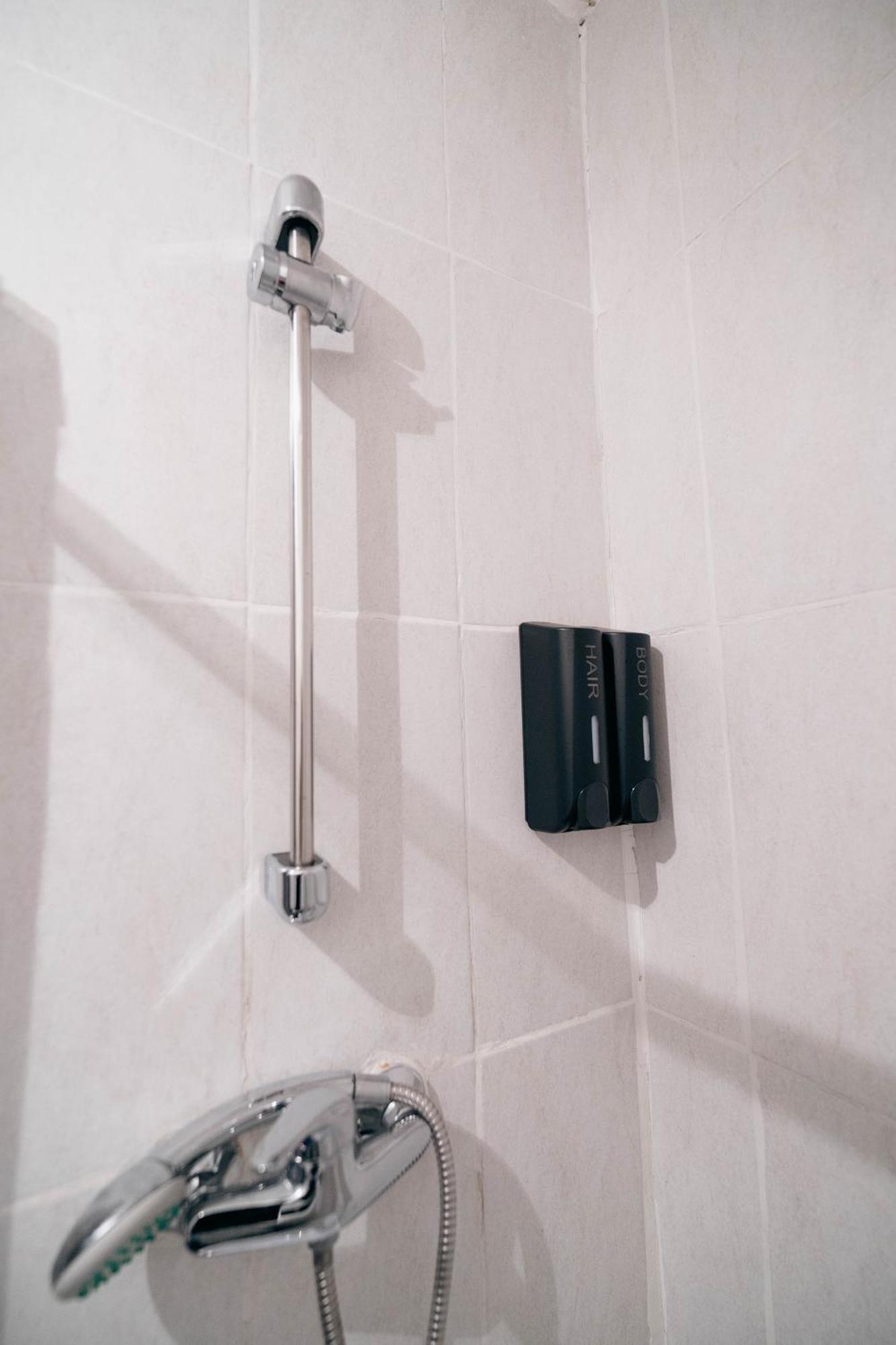 Apartament Le Sejour Cine-Proche Du Centre-Wifi-Parking Lourdes Zewnętrze zdjęcie